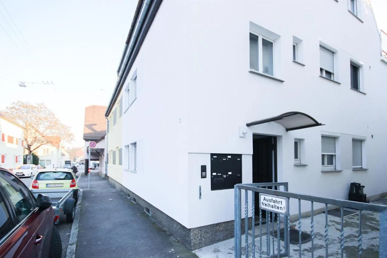 Alfa Stuttgart 3Zi-Maisonette 6 Personen Zuffenhausen Nahe Porsche & Bosch L Wifi & Smarttv I 3Br 4 Beds I Kitchen I Bathroom & Wc Appartamento